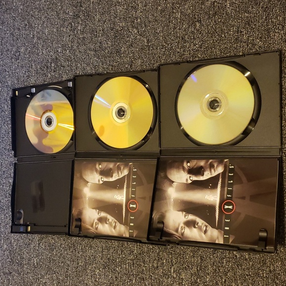 Multiple DVD's - Picture 3 of 7